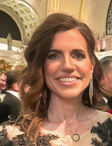 Vivek Ramaswamy — Nancy Mace makeup closeup